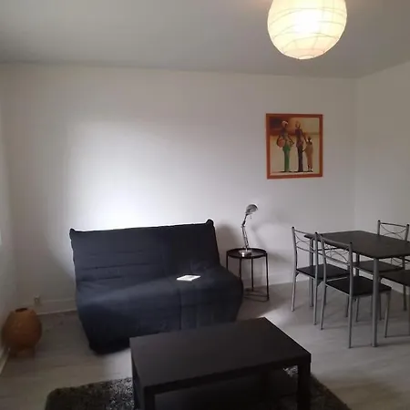 Lägenhet T1 Refait A Neuf